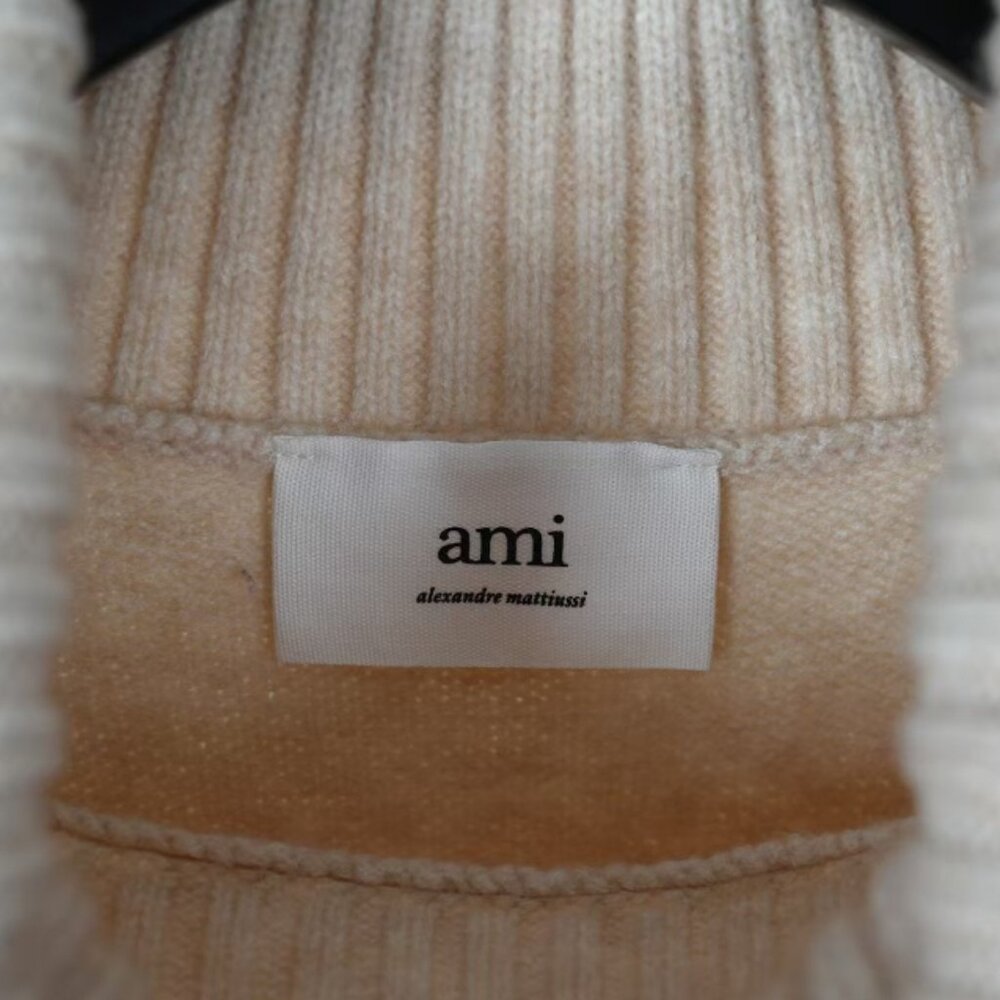 Ami Heart Embroidery Ivory Knit - Picture 6 of 9